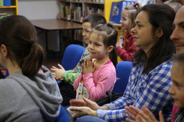 Iskolába hívogató