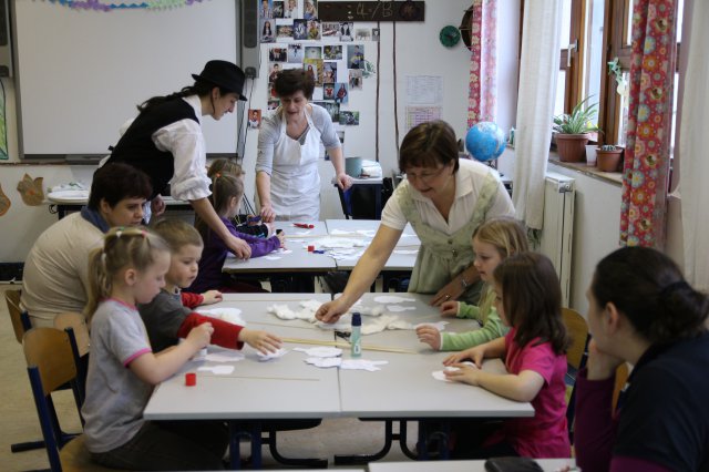 Iskolába hívogató