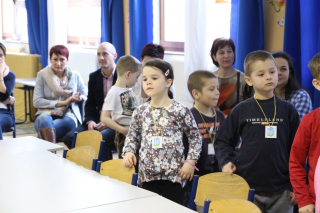 Iskolába hívogató