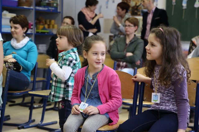 Iskolába hívogató