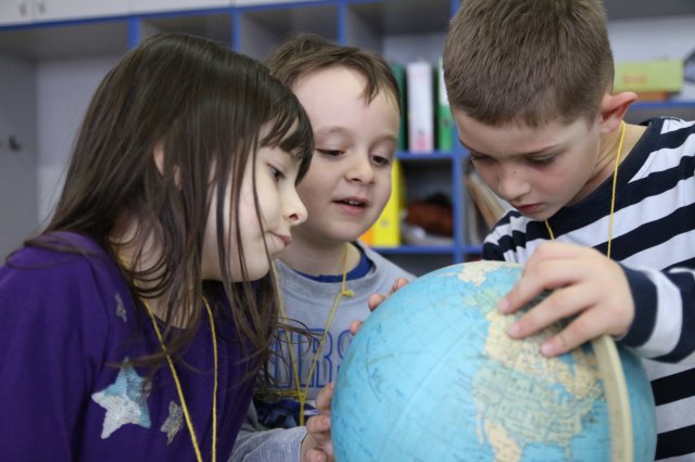 Iskolába hívogató