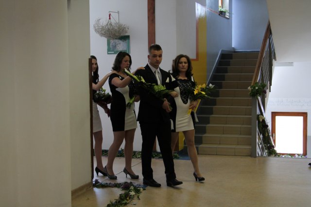 Középiskolai ballagás