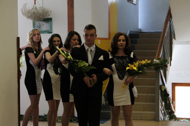 Középiskolai ballagás