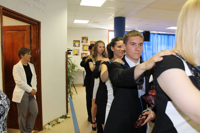 Középiskolai ballagás