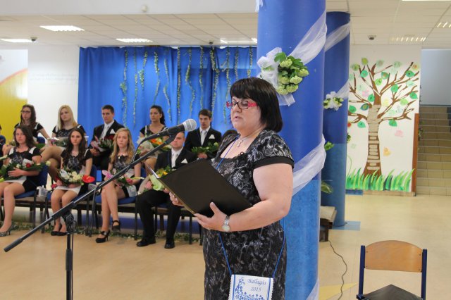 Középiskolai ballagás