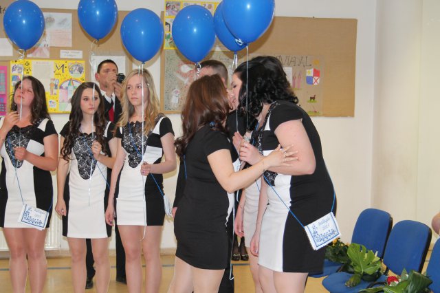 Középiskolai ballagás