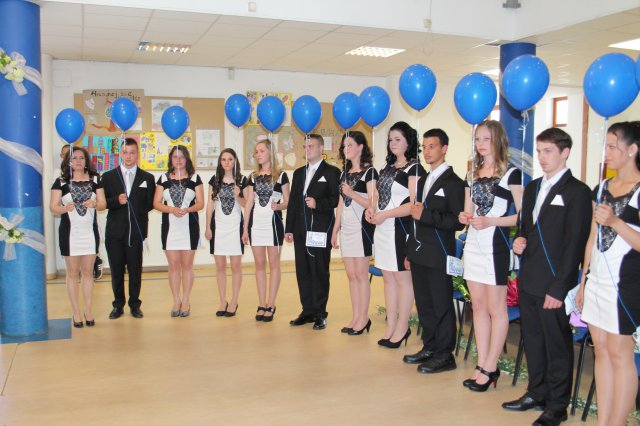 Középiskolai ballagás