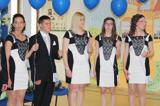 Középiskolai ballagás