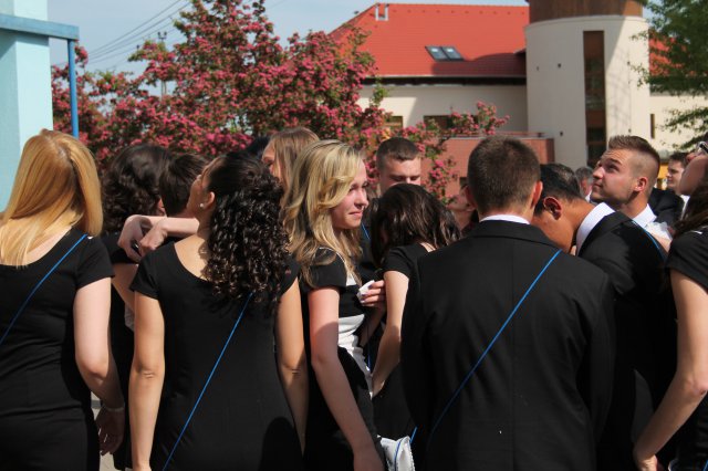 Középiskolai ballagás