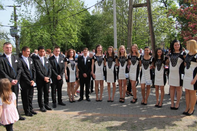 Középiskolai ballagás