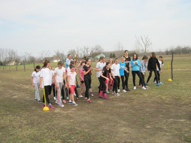 Körzeti mezei futó diákolimpia