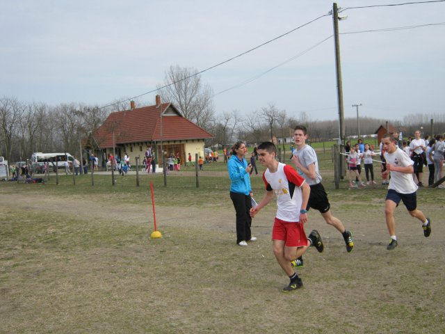 Körzeti mezei futó diákolimpia