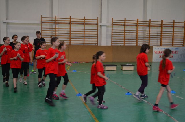 Kötélugró verseny