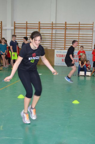 Kötélugró verseny