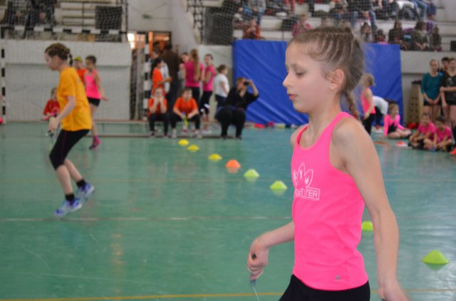 Kötélugró verseny