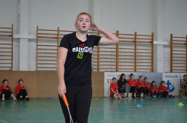 Kötélugró verseny