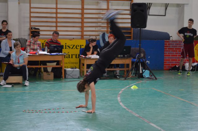 Kötélugró verseny