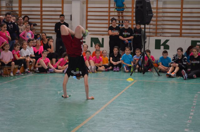 Kötélugró verseny