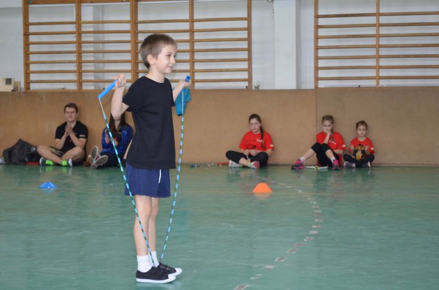 Kötélugró verseny