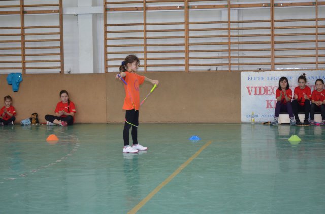 Kötélugró verseny