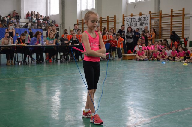 Kötélugró verseny