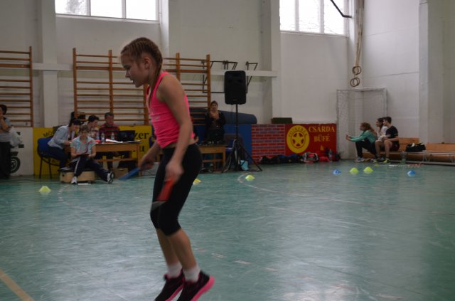 Kötélugró verseny