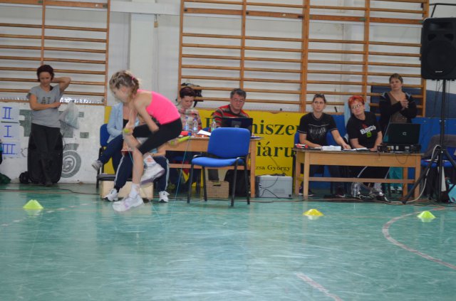 Kötélugró verseny