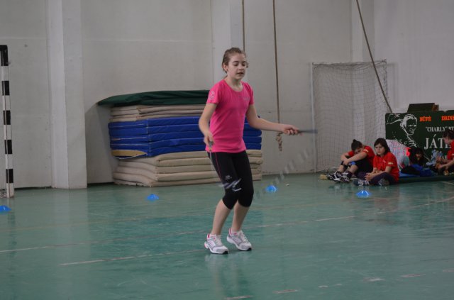 Kötélugró verseny