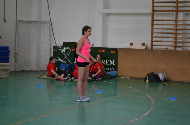 Kötélugró verseny