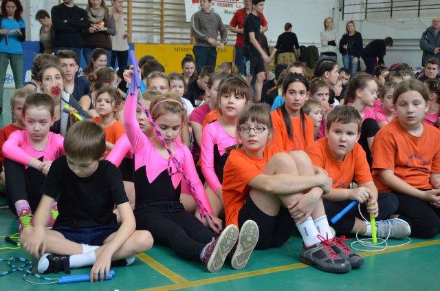 Kötélugró verseny