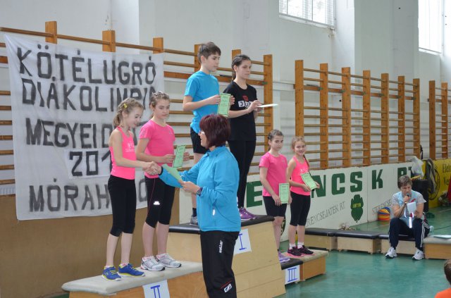 Kötélugró verseny