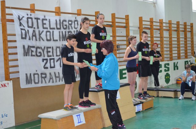 Kötélugró verseny