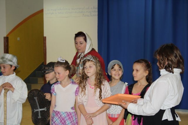 Alsó tagozatos farsang