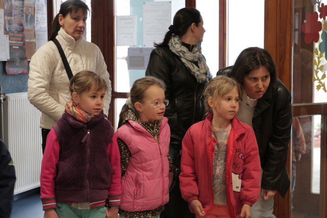 Iskolába hívogató