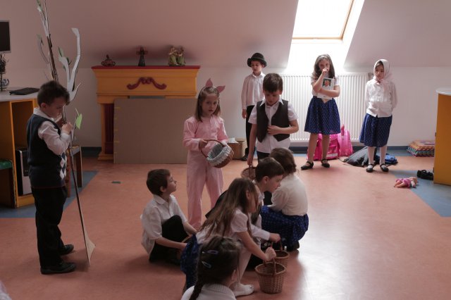 Iskolába hívogató