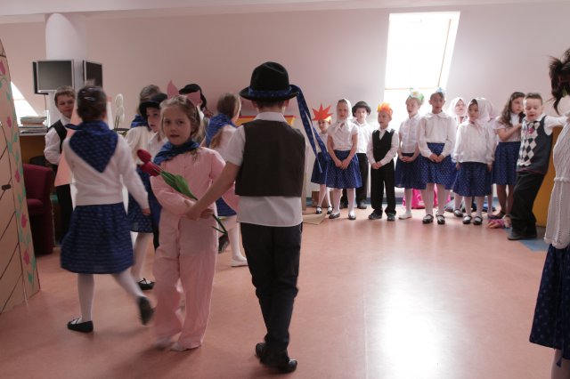 Iskolába hívogató