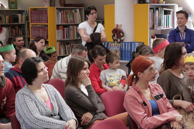 Iskolába hívogató