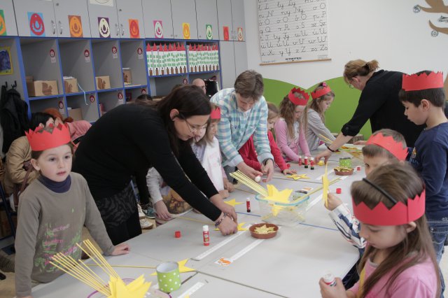 Iskolába hívogató