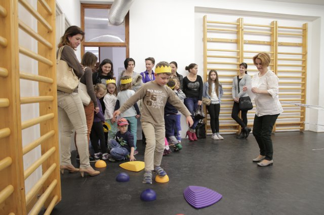 Iskolába hívogató