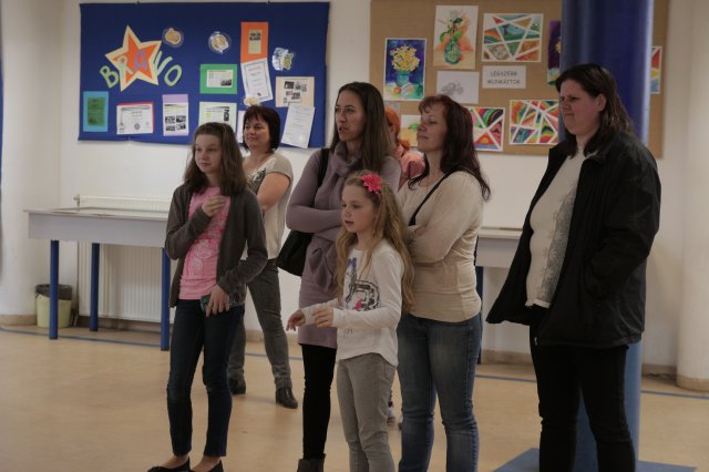 Iskolába hívogató