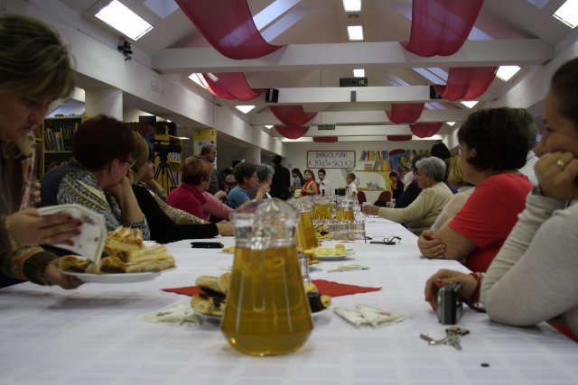 Nyugdíjas pedagógusok köszöntése