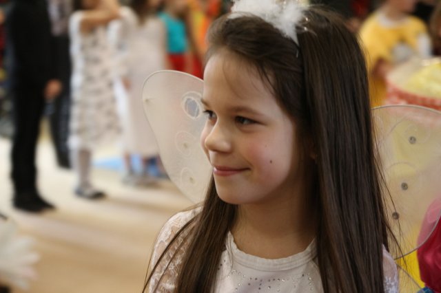 Itt a farsang áll a bál...