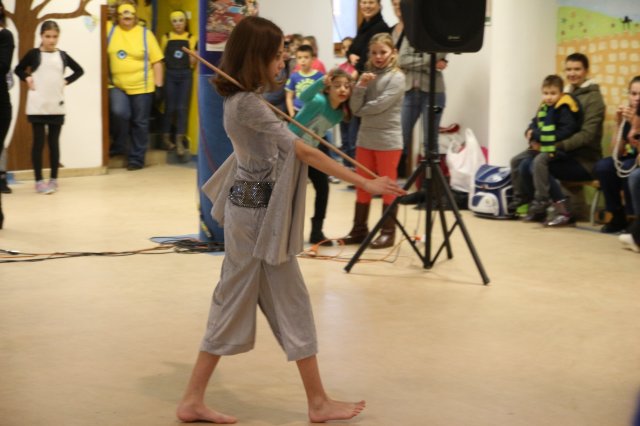 Itt a farsang áll a bál...