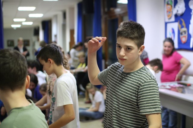 Itt a farsang áll a bál...