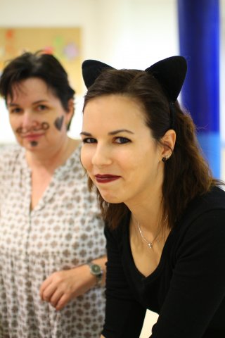 Itt a farsang áll a bál...