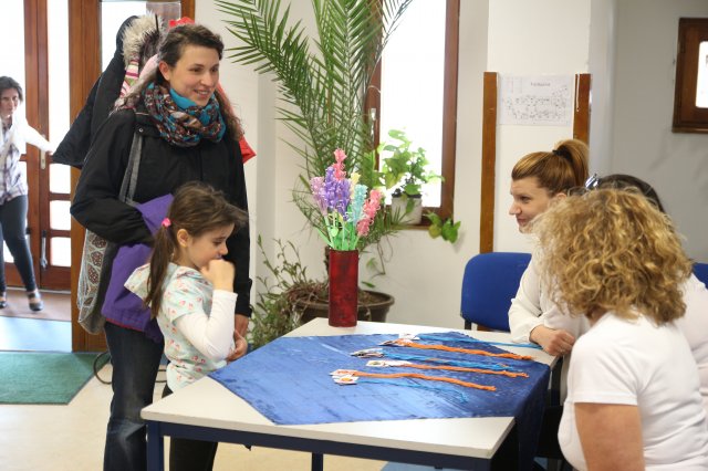 Iskolába hívogató