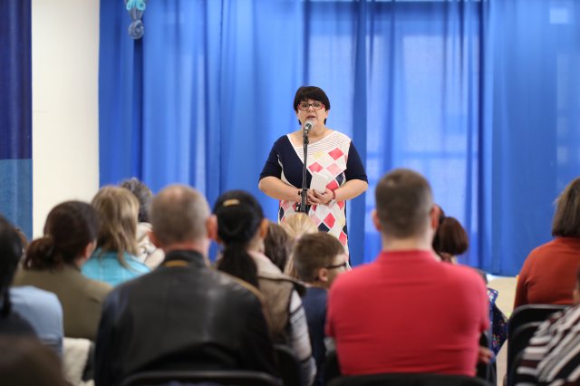 Iskolába hívogató