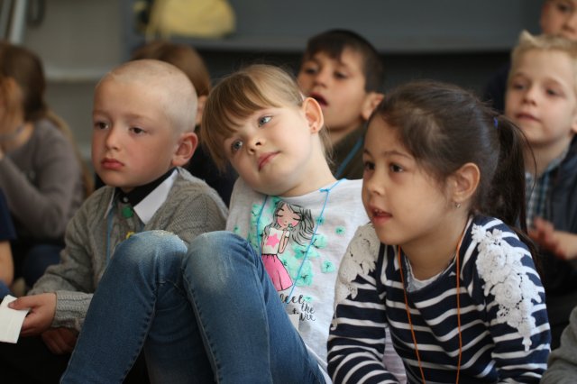 Iskolába hívogató