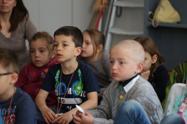 Iskolába hívogató