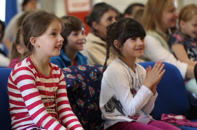 Iskolába hívogató